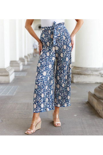 Sinised plisseeritud püksid... 2