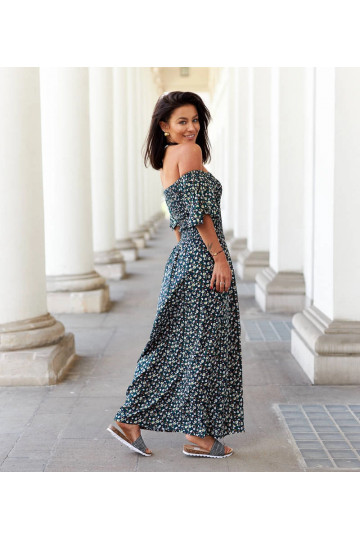 Must lilleline maksikleit...