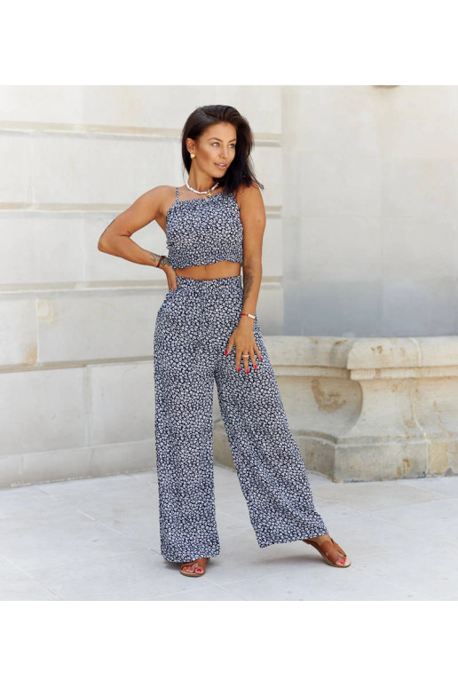 Must komplekt topi ja pükstega Lia Must komplekt topi ja pükstega Lia