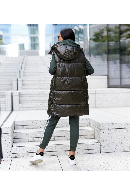 Roheline eemaldatava kapuutsiga vest...