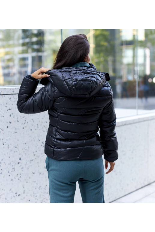 Must läikiv Berta jope