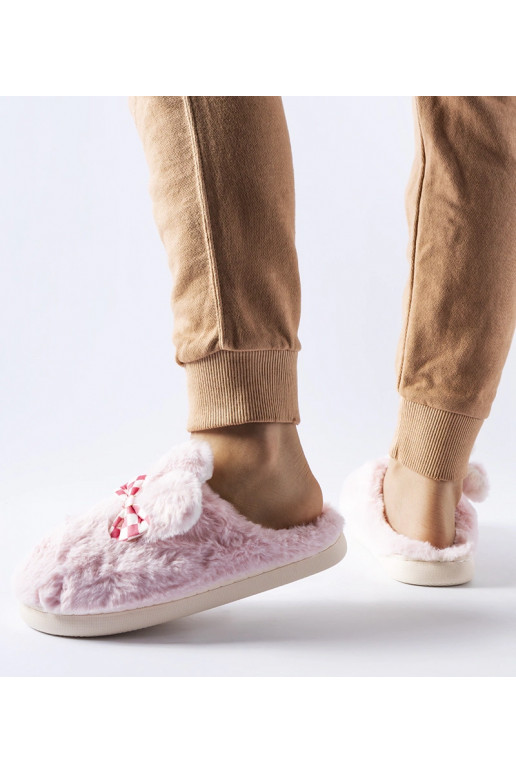 Roosad isoleeritud naiste kõrvadega...