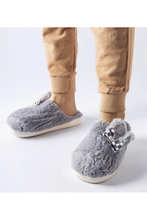 Hallid isoleeritud naiste kõrvadega...