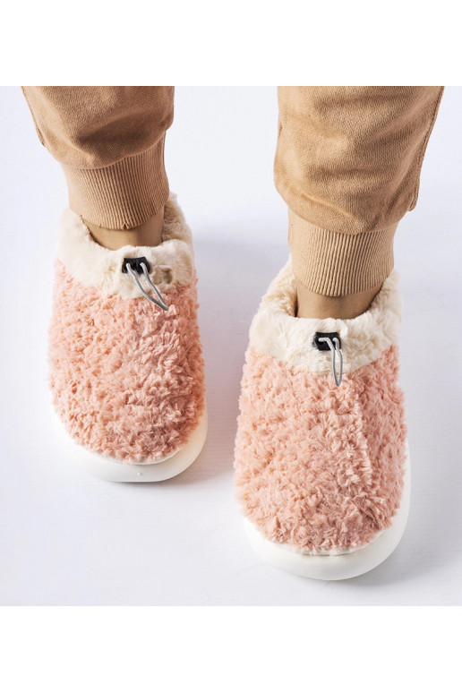 Roosad soojad kinnise kontsaga sussid...