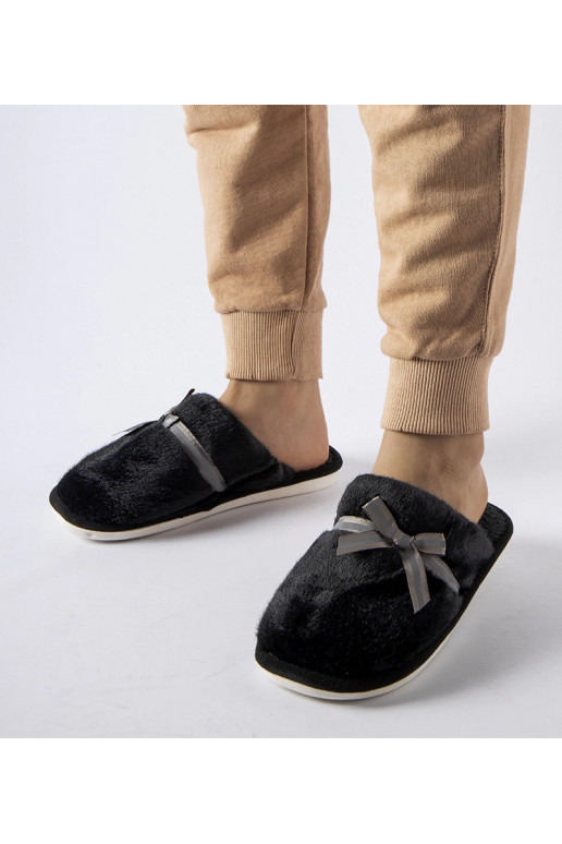 Mustad soojad sussid kaarega Antonina