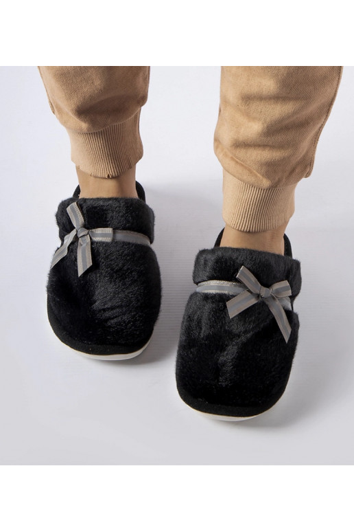 Mustad soojad sussid kaarega Antonina