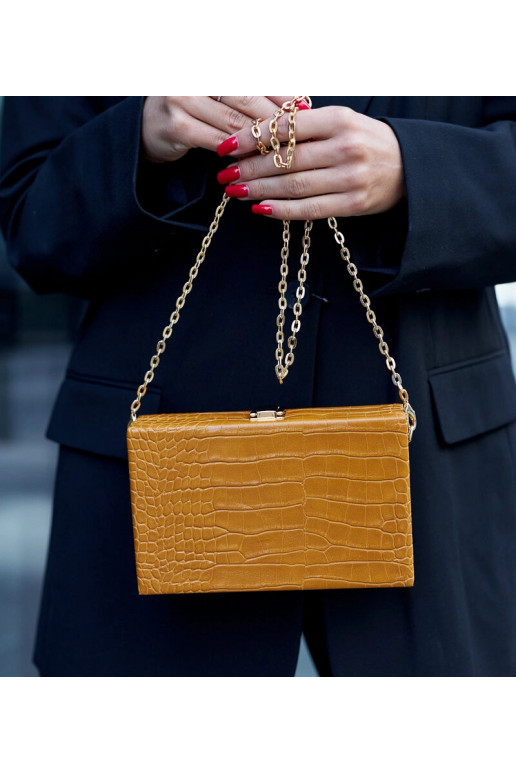 Kollane ,,pagasiruumi'' kott ketil...