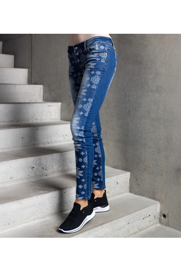 Meladia mustriga sinised... 2