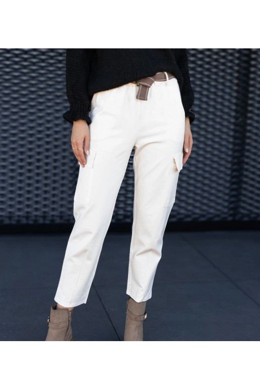 Nuala valged plaastritaskutega... Nuala valged plaastritaskutega...