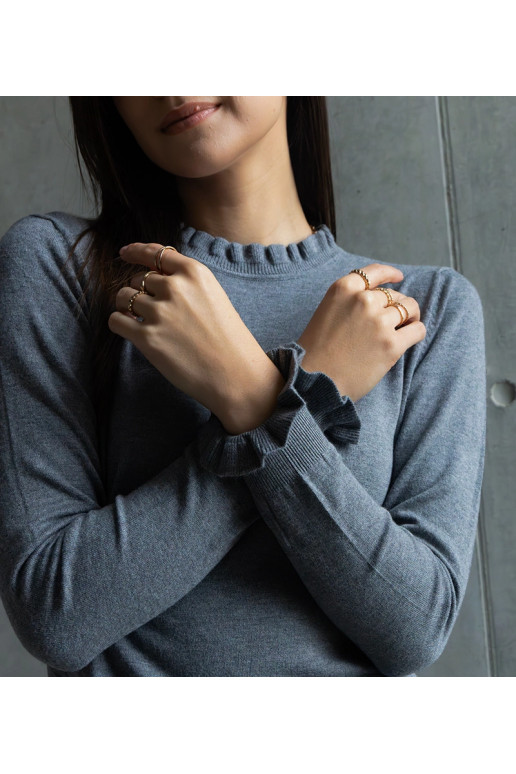 Hall pehme sviiter kaunistatud...