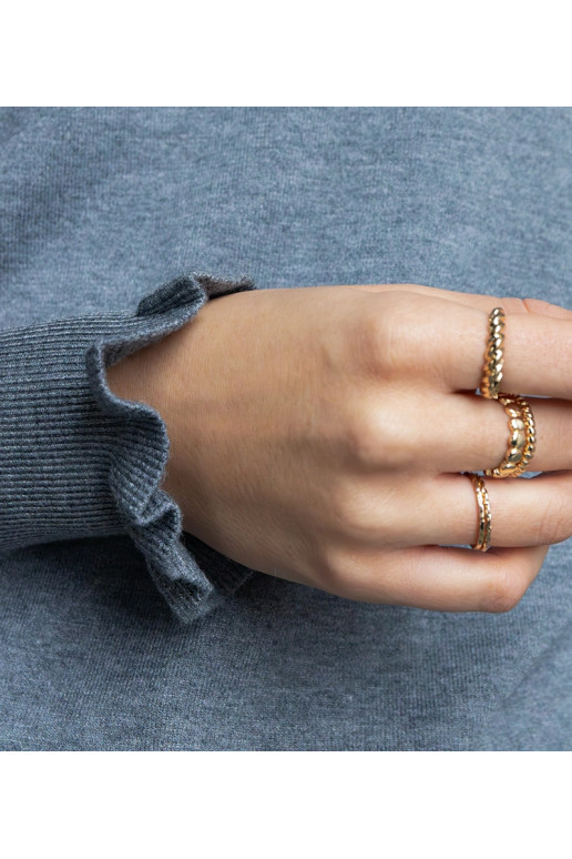 Hall pehme sviiter kaunistatud...