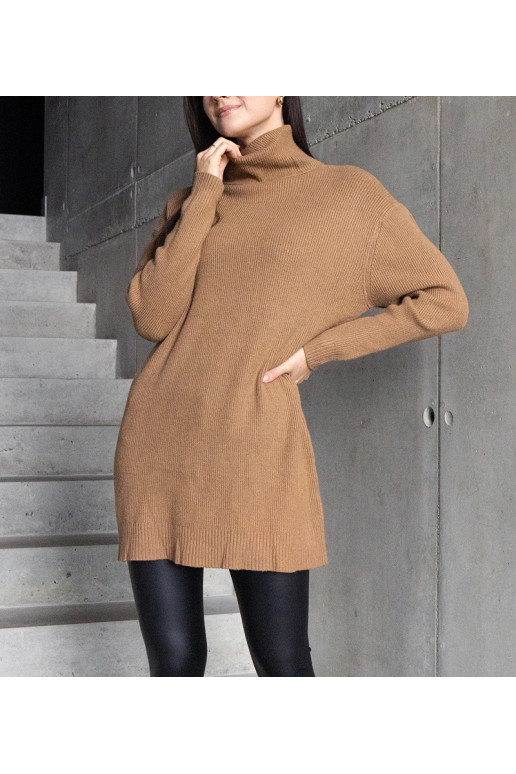 Pikk pruun pehme kilpkonnaga kampsun... Pikk pruun pehme kilpkonnaga kampsun...