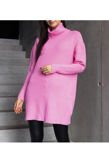 Pikk roosa pehme kaelusega...