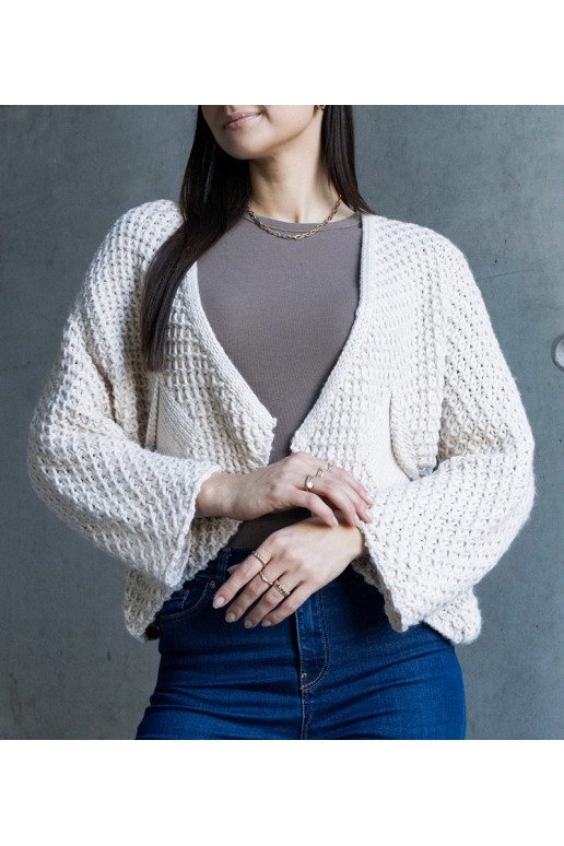 Valge Nira mähisega kardigan Valge Nira mähisega kardigan