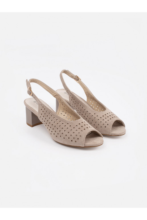 beeži värvi kingad 