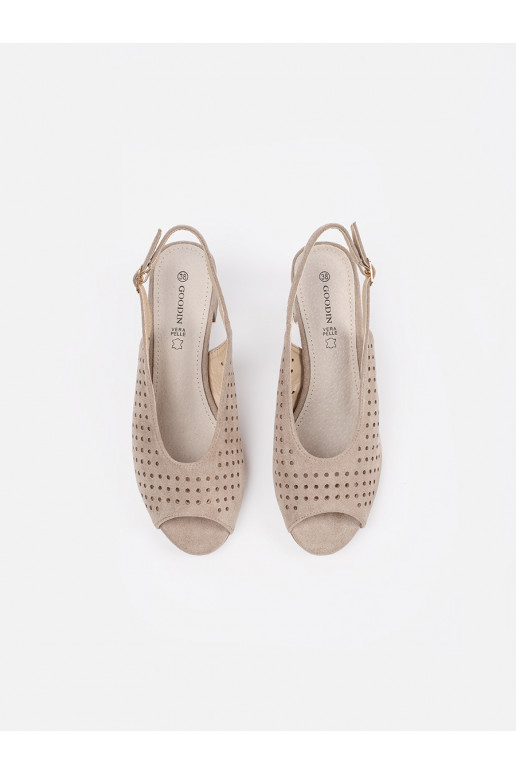 beeži värvi kingad 