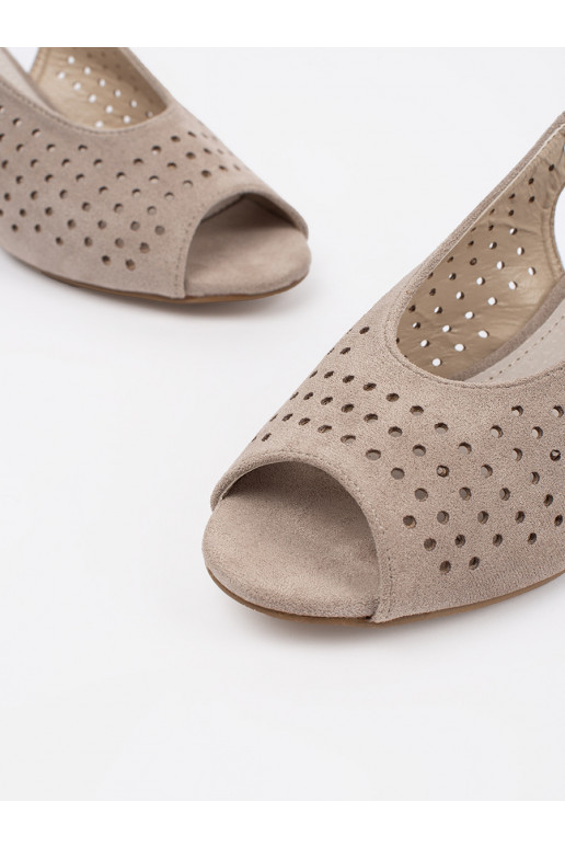 beeži värvi kingad 