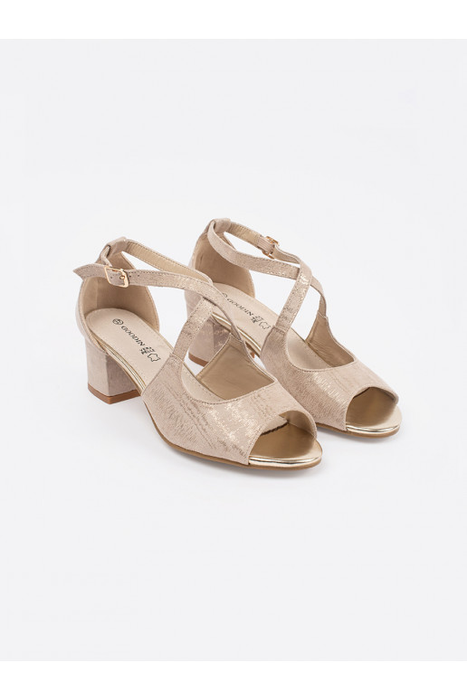 beeži värvi kingad  