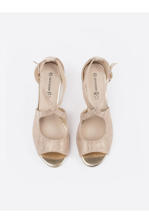 beeži värvi kingad  