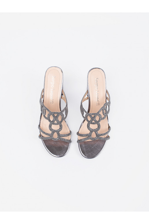 Hõbedat värvi plätud  Sergio Leone