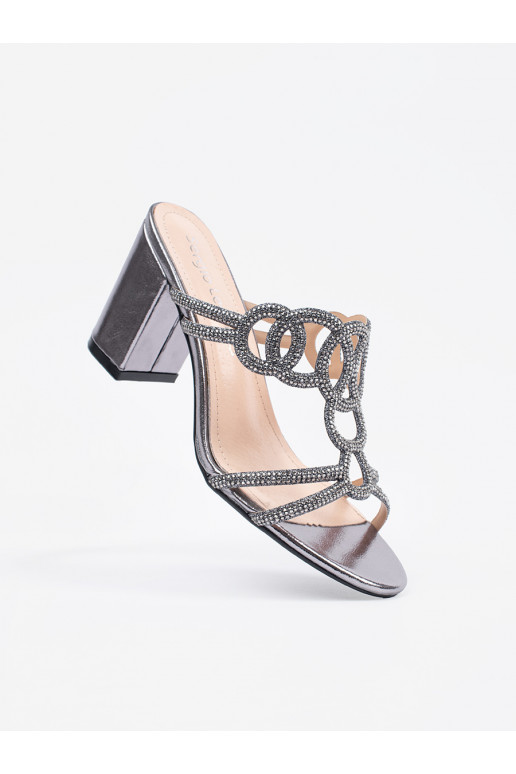 Hõbedat värvi plätud  Sergio Leone