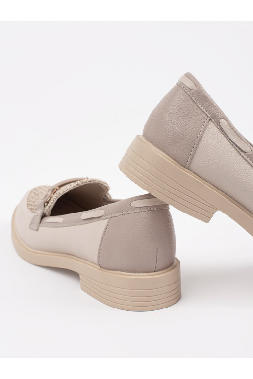 Elevandiluu värvi mokassiinid ze skórzaną wkładką