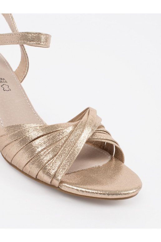 Kuldset värvi  kingad 