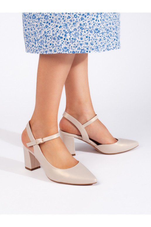 poolsaapad beeži värvi Sergio Leone