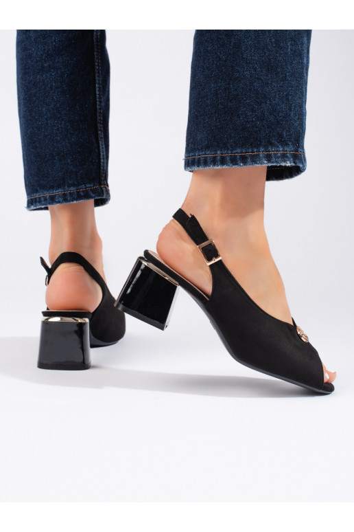 Elegantsed kingad Mustad