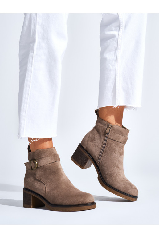 beeži värvi lumesaapad  kõrge kontsaga