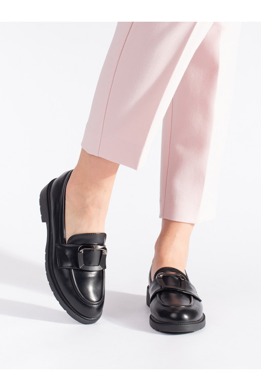 Must naiste mokassiinid neetide ja pandlaga Must naiste mokassiinid neetide ja pandlaga