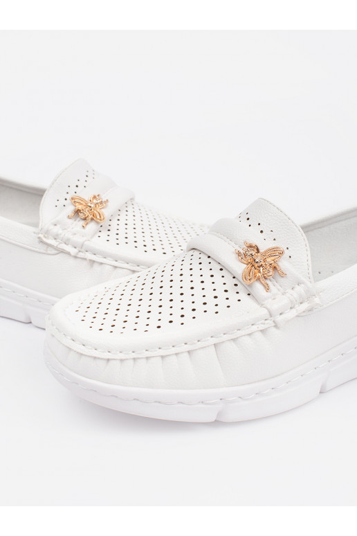 valget värvi mokassiinid  z przypinką