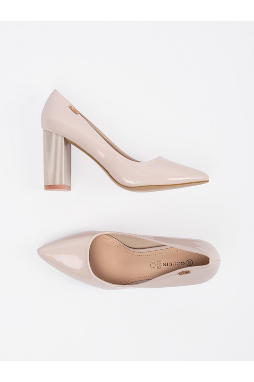 beeži värvi  poolsaapad kõrge kontsaga beeži värvi  poolsaapad kõrge kontsaga