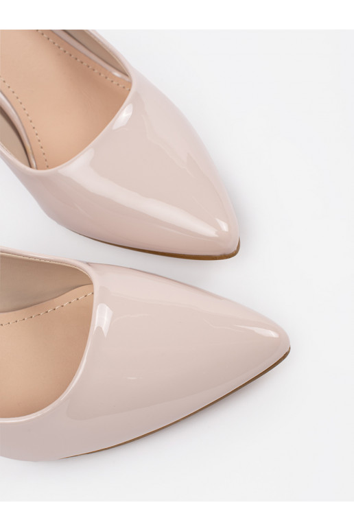 beeži värvi  poolsaapad kõrge kontsaga beeži värvi  poolsaapad kõrge kontsaga