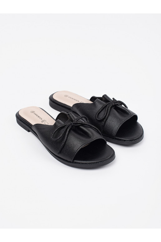 Must plätud płaksie 