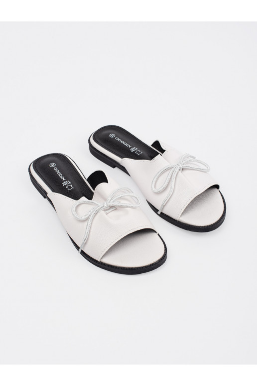 valget värvi plätud płaksie  valget värvi plätud płaksie