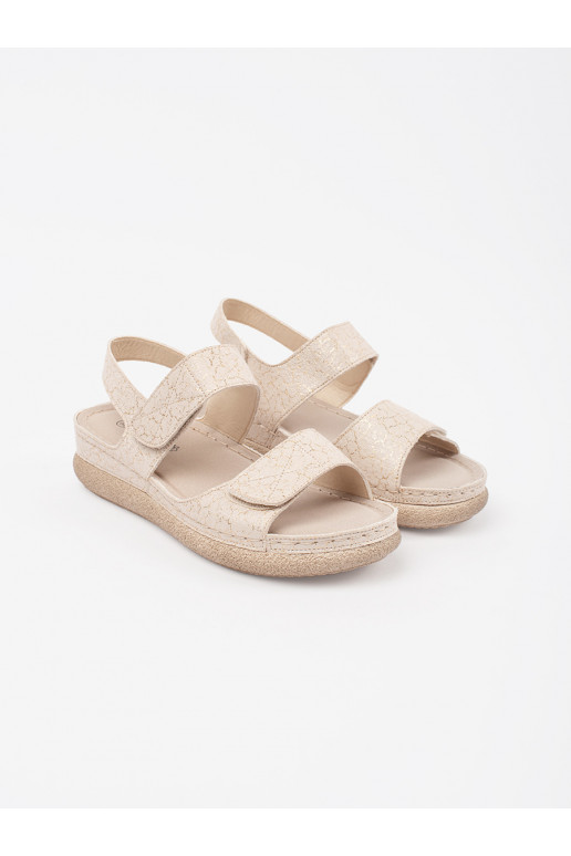 Elevandiluu värvi kingad  y Elevandiluu värvi kingad  y