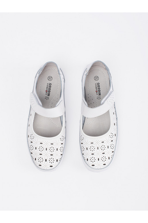 kingad   valge värv  kingad   valge värv