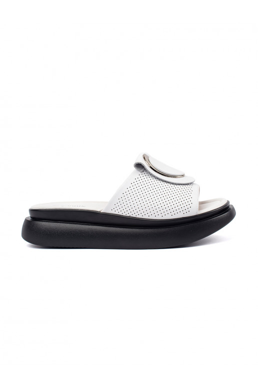 Valget-Mustad  plätud platvormiga