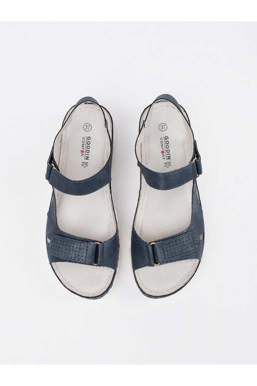 tumesinist värvi  kingad 