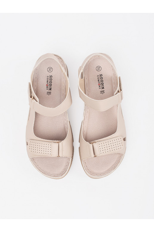 beeži värvi  kingad 