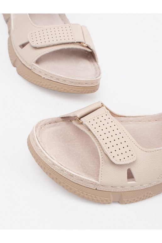 beeži värvi  kingad 