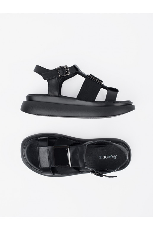 Must    kingad platvormiga Must    kingad platvormiga