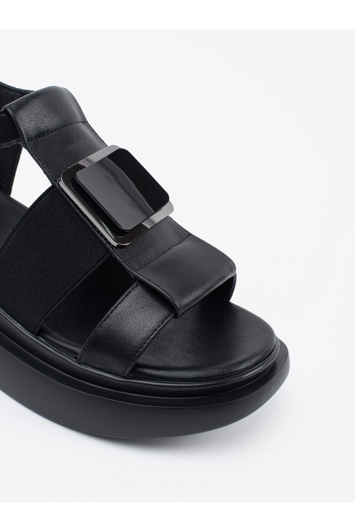 Must    kingad platvormiga Must    kingad platvormiga