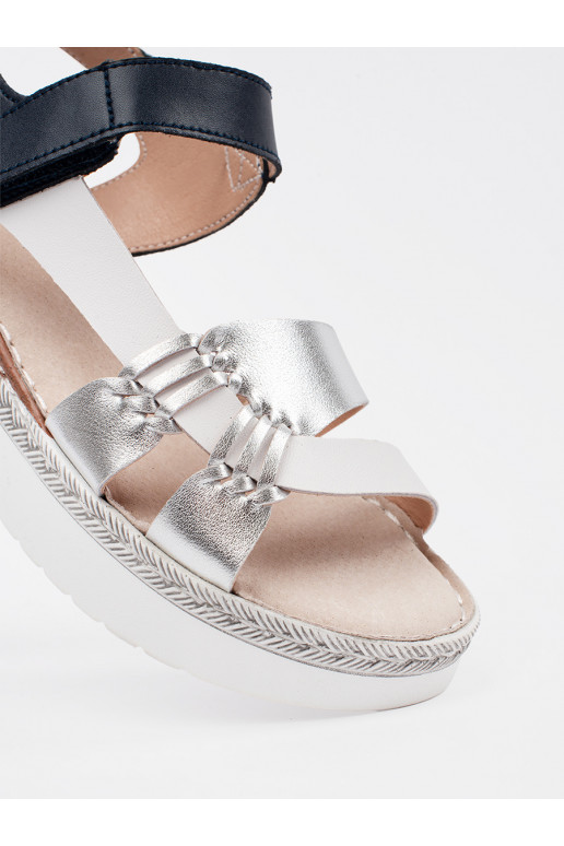 Valget-Sinist värvi kingad platvormiga z m zdobieniem Valget-Sinist värvi kingad platvormiga z m zdobieniem