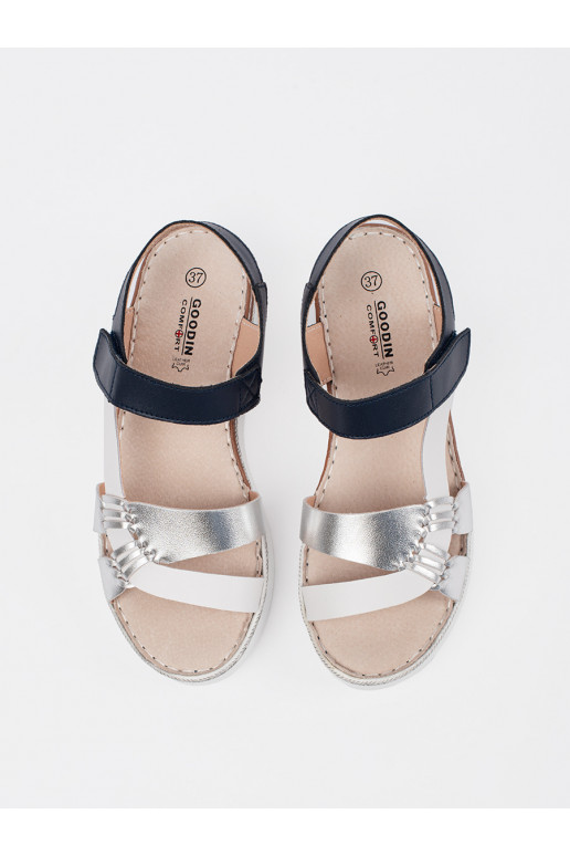 Valget-Sinist värvi kingad platvormiga z m zdobieniem Valget-Sinist värvi kingad platvormiga z m zdobieniem