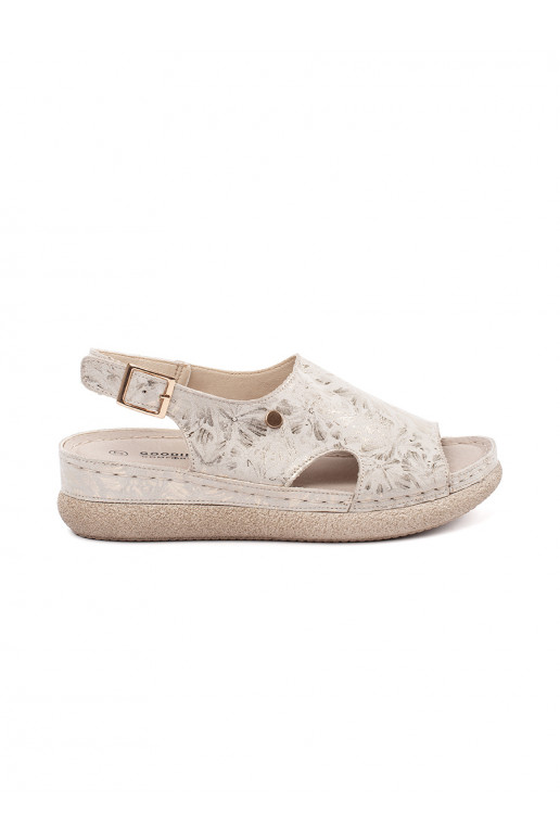 Elevandiluu värvi  kingad 