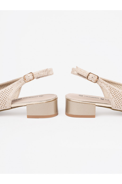 Elevandiluu värvi  kingad  Elevandiluu värvi  kingad