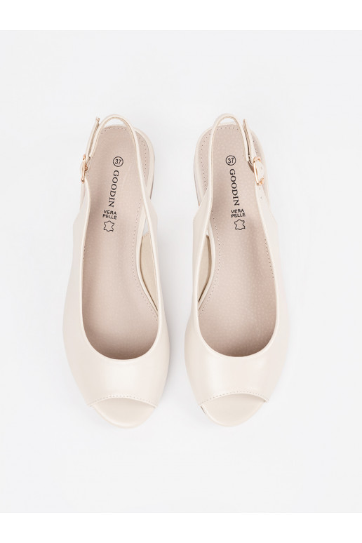 Elevandiluu värvi  kingad  Elevandiluu värvi  kingad