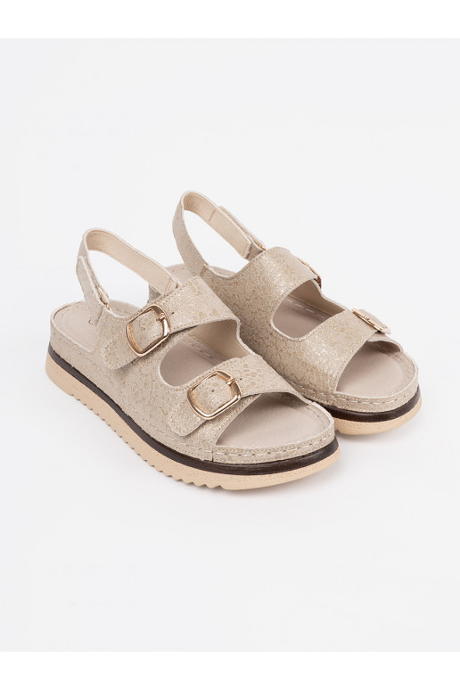 beeži värvi kingad ze mi elementami